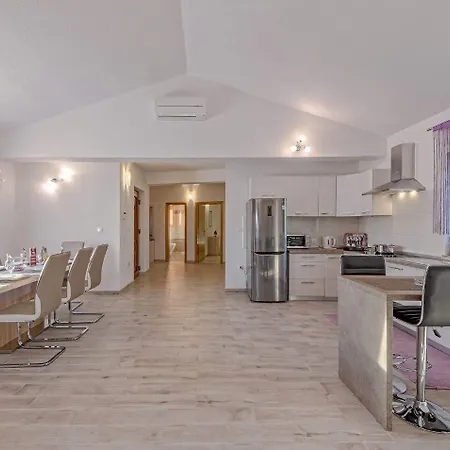House Klo Holiday home