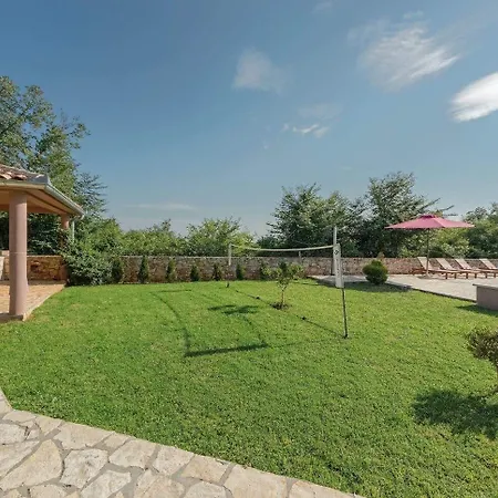 Dom wakacyjny House Klo Valtura